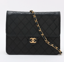 CHANEL Matelasse Single Flapbag Small Push-Lock (G4)