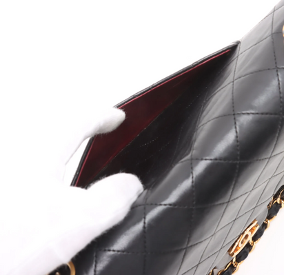 CHANEL Classic Double Flap Medium (U2)