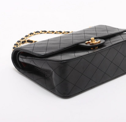 CHANEL Classic Double Flap Medium (U2)