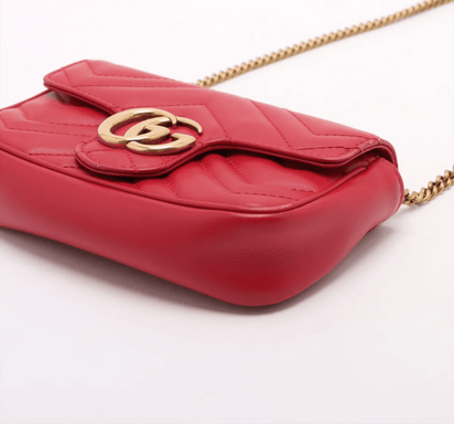 Gucci Marmont Matelasse Super Mini Rood (U2)